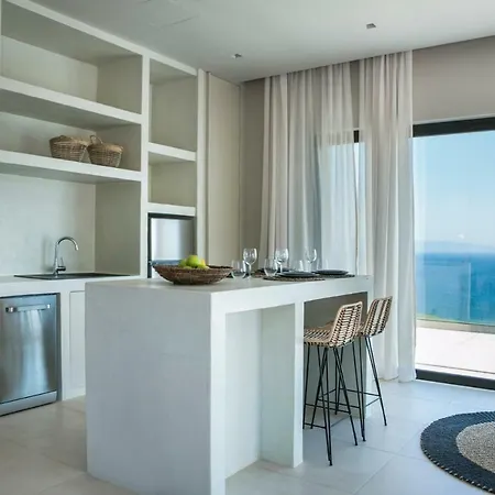 Kleismata Sleeps 4 Pool Air Con Wifi Vila